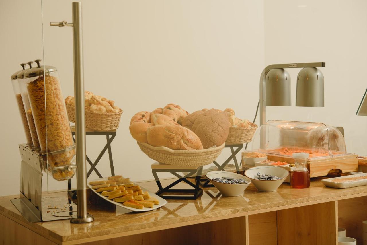 בארנקווילה Hotel Dorado Plaza Alto Prado מראה חיצוני תמונה