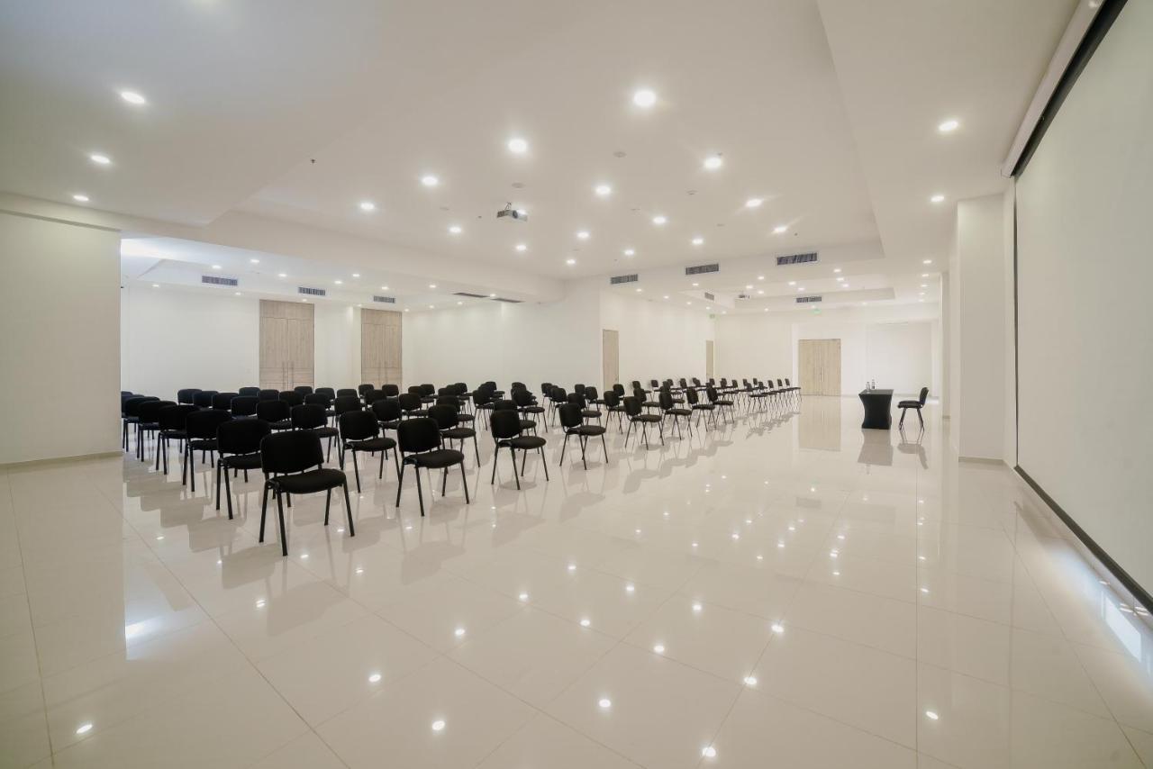 בארנקווילה Hotel Dorado Plaza Alto Prado מראה חיצוני תמונה