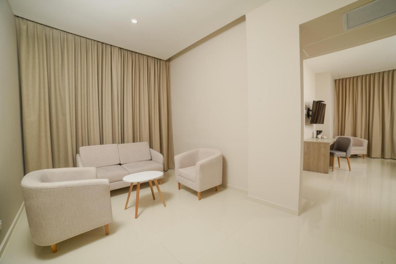 בארנקווילה Hotel Dorado Plaza Alto Prado מראה חיצוני תמונה